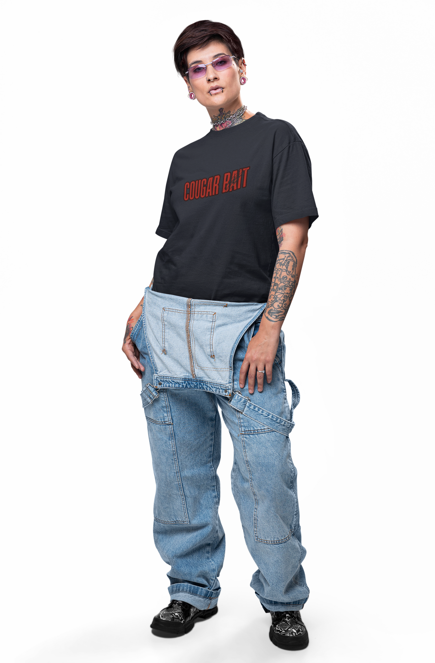 Cougar Bait – Tee for the Dangerously Dateable