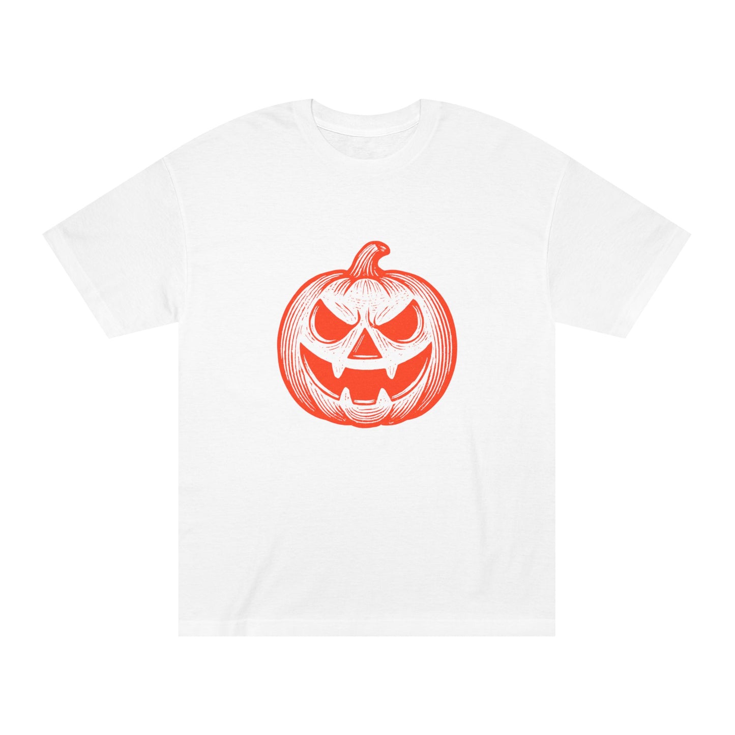 Classic Grin – Pumpkin Tee for the Playfully Spooky