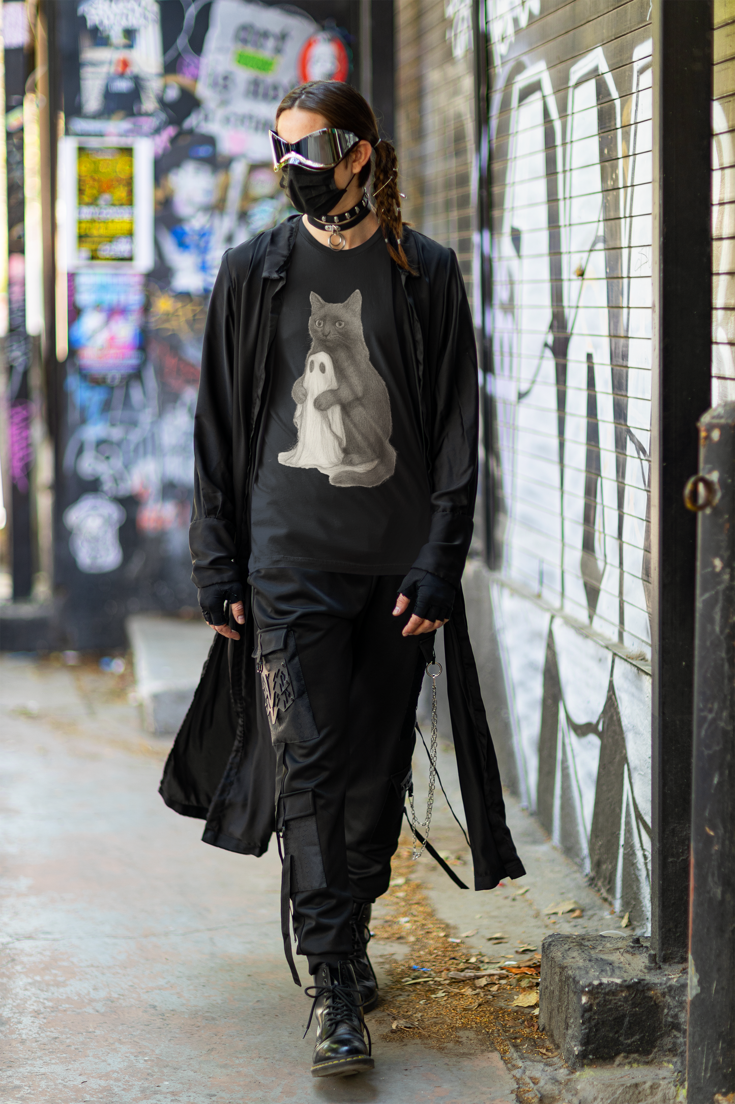 Shadow Guardian – Tee for the Cat Who Protects Your Spirit